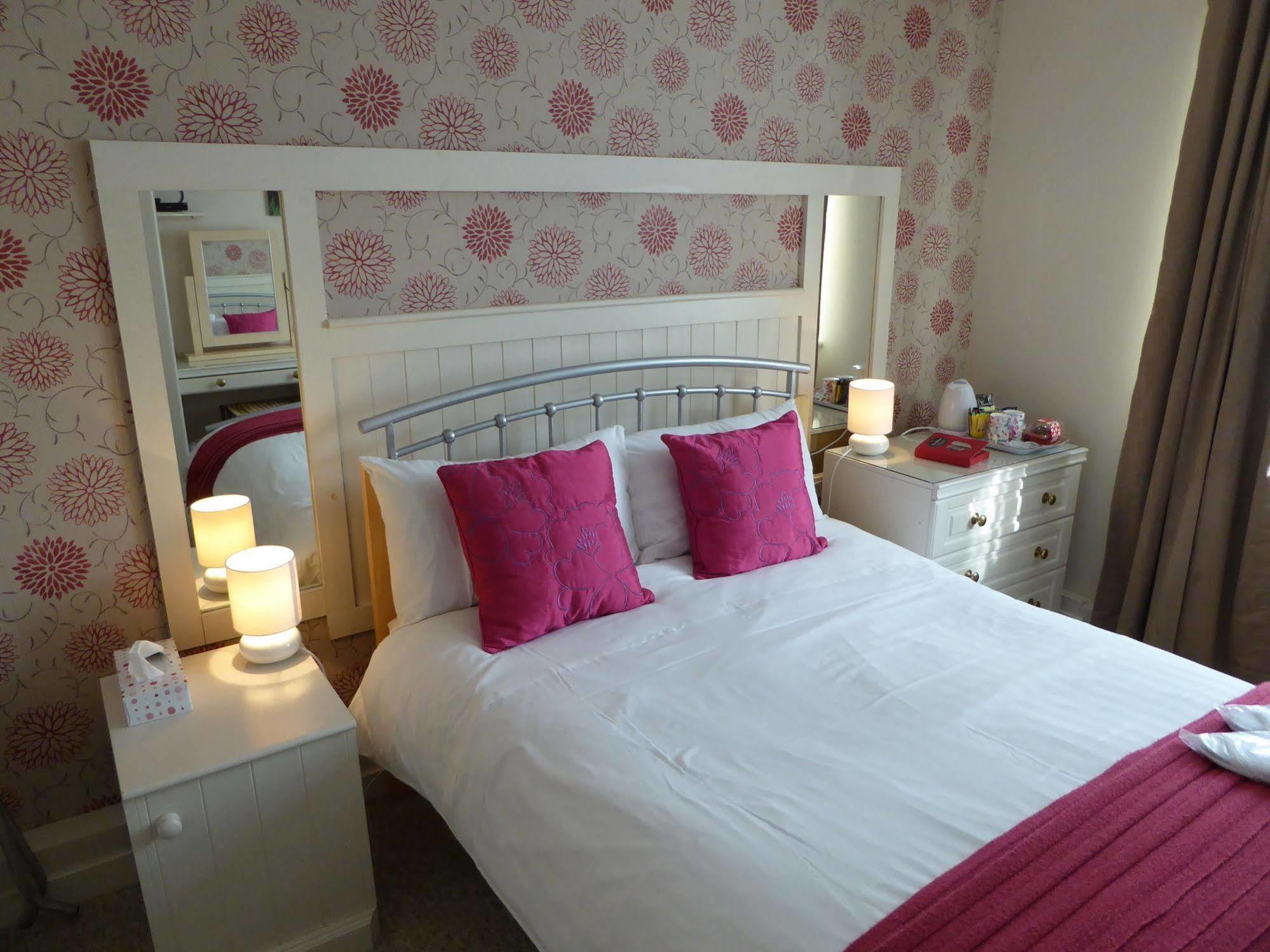 לידני Dean Valley Panorama Bed & Breakfast מראה חיצוני תמונה
