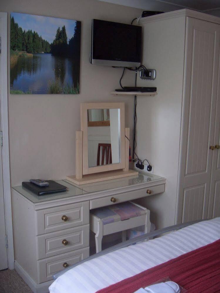 לידני Dean Valley Panorama Bed & Breakfast מראה חיצוני תמונה
